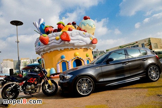 Xؐ{S600 BMW 130i